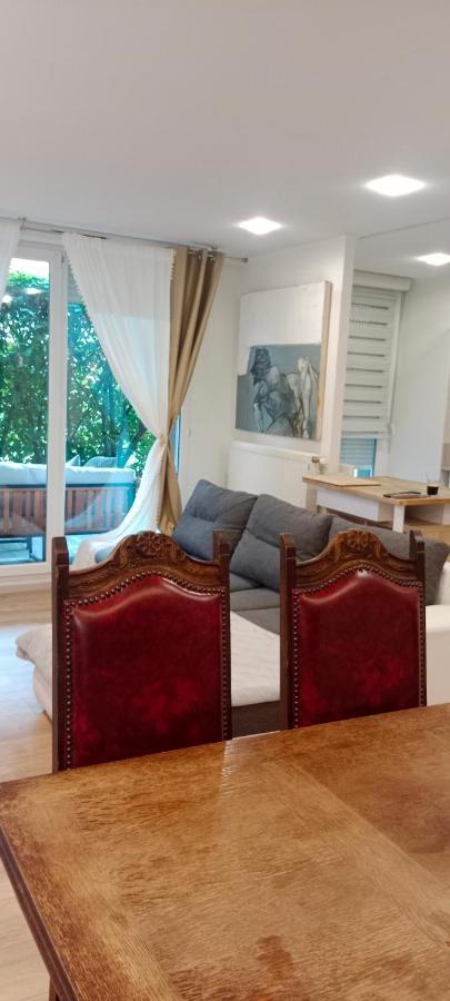Tres Bel Appartement Rez De Jardin Appart De 53M2. Pfastatt Buitenkant foto